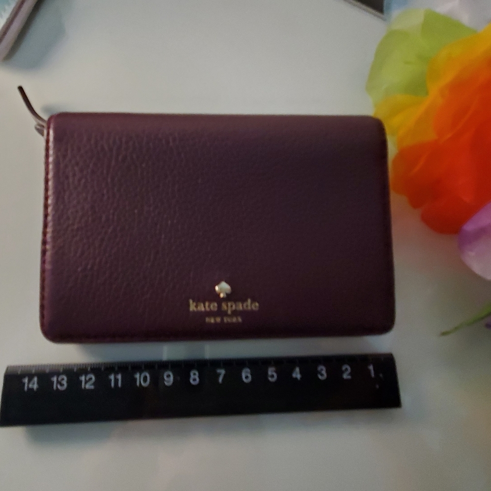 KATE SPADE compact wallet